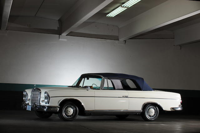 1963 Mercedes-Benz 220 Convertible