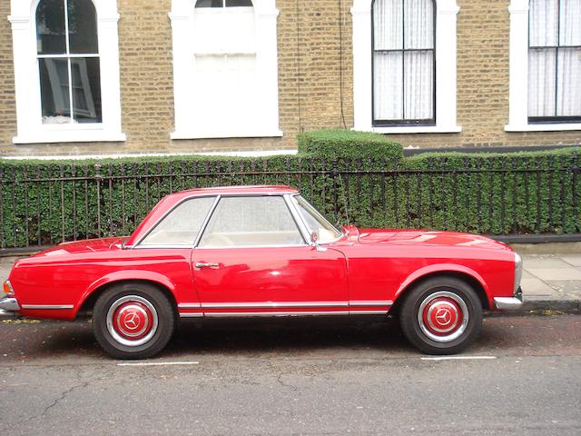 1967 Mercedes-Benz 250SL Convertible