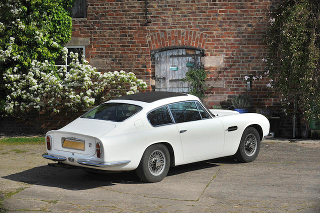 1971 Aston Martin DB6 Mk2 Sports Saloon
