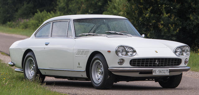 Ferrari  330GT 2+2 1e série coupé 1964