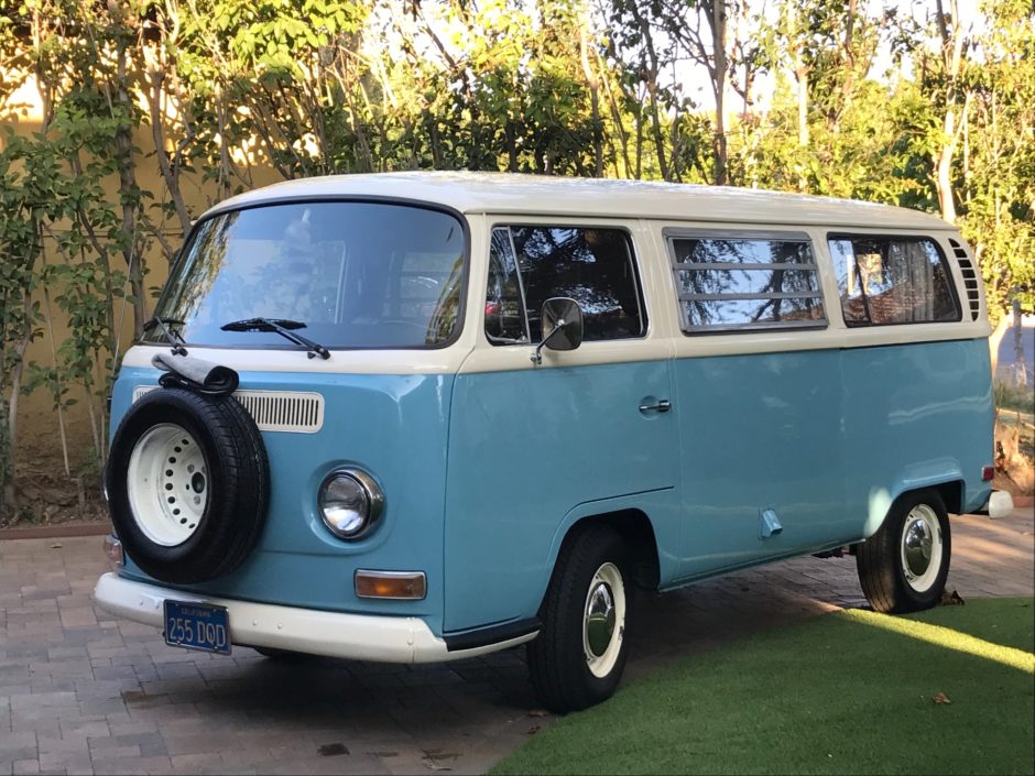 1971 Volkswagen Type 2 Camper
