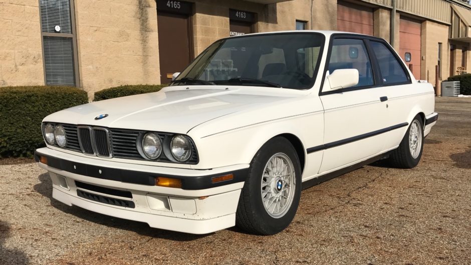1991 BMW 318is 5-Speed