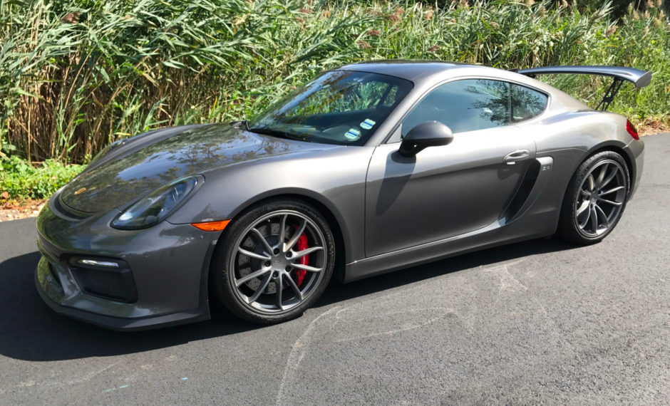 2016 Porsche Cayman GT4