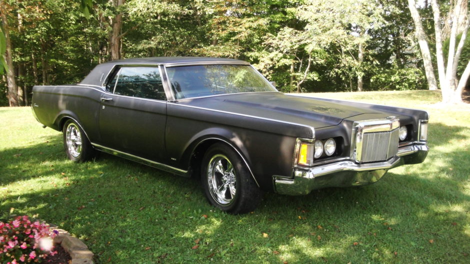 No Reserve: 1971 Lincoln Continental Mark III