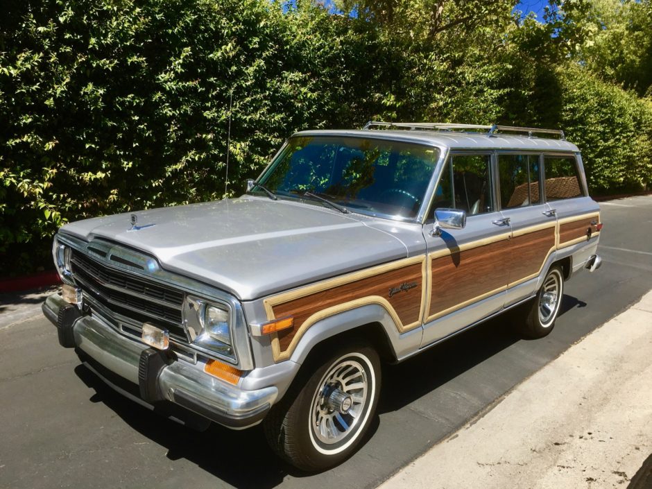 1989 Jeep Grand Wagoneer