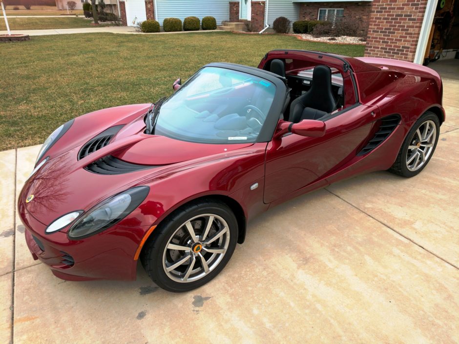 8k-Mile 2005 Lotus Elise