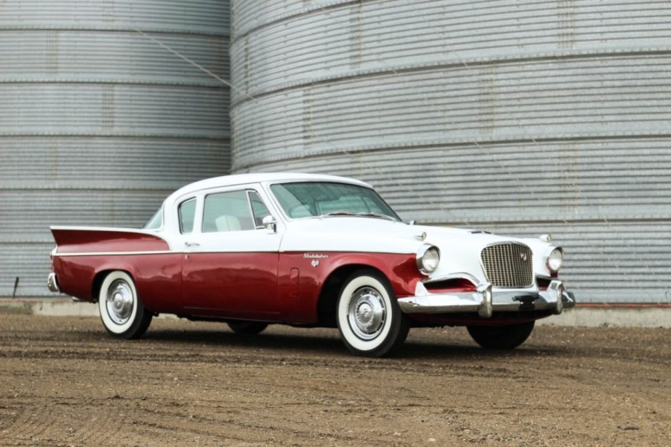 1957 Studebaker Silver Hawk