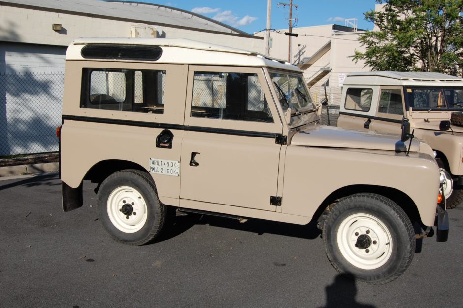 1974 Land Rover Santana 88 Series III Diesel