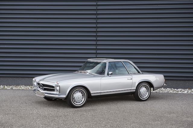 1969 Mercedes-Benz 280 SL Roadster with hardtop