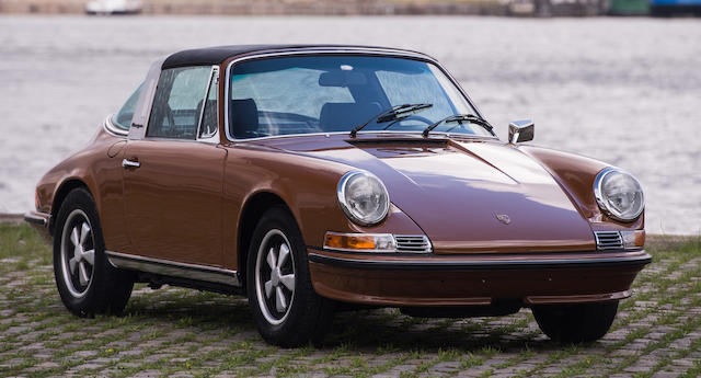 1971 Porsche 911S 2.4-Litre Targa Coupé