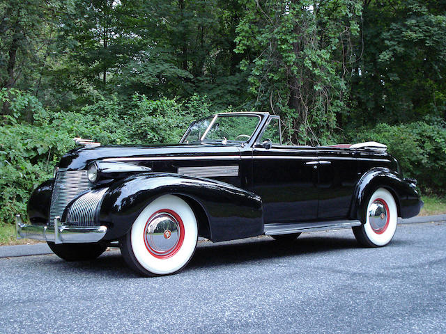 1939 Cadillac Series 61 Convertible Sedan