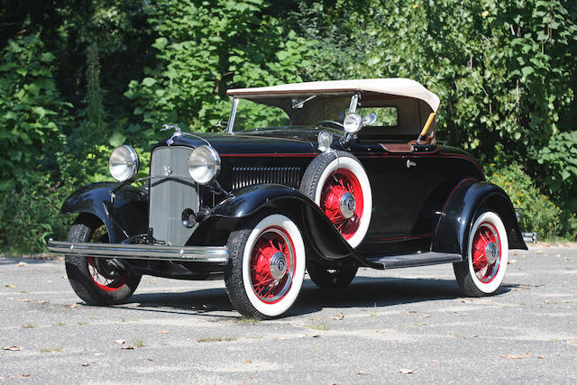 1932 Ford Model 18 Deluxe Roadster