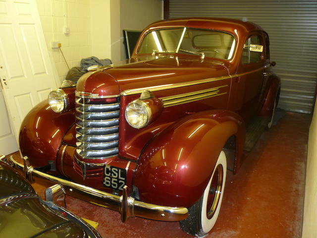 1937 Oldsmobile F-37 Coupé