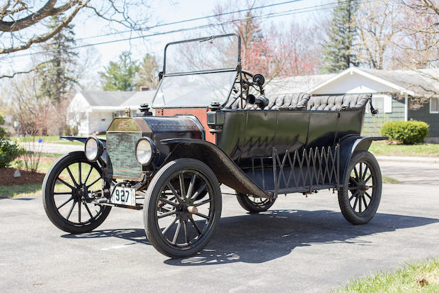 1913 Ford Model T Touring Car