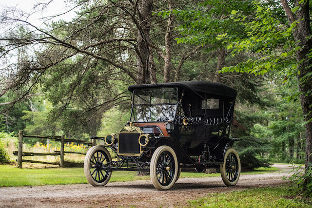 1914 Ford Model T Touring