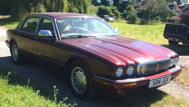 Property of a deceased's estate


1998 Daimler V8 4.0-Litre LWB Automatic Saloon