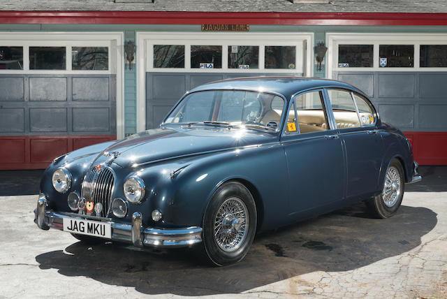 1961 Jaguar MK II 3.4-LITER SPORTS SALOON