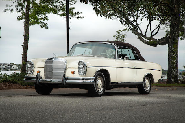 1967 Mercedes-Benz 300SE Convertible