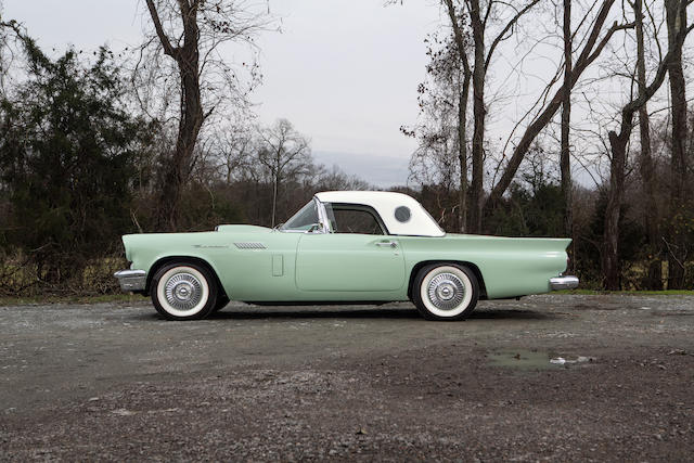 1957 Ford Thunderbird