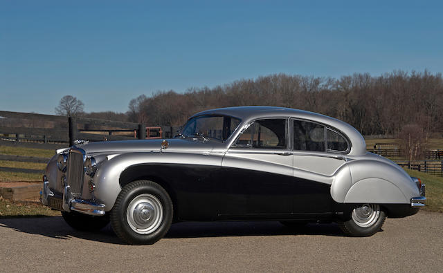 1960 Jaguar Mk IX Saloon