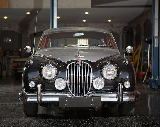 1960 Jaguar Mk II 2.4-liter Saloon