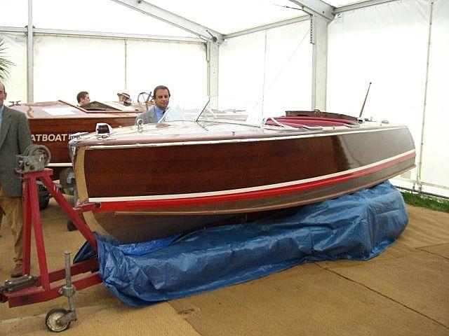 Chris Craft De Luxe Runabout