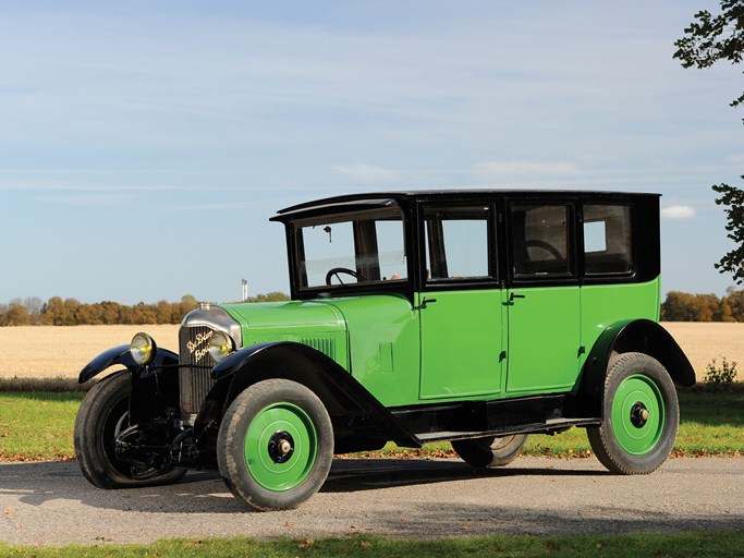 1922 De Dion-Bouton Saloon