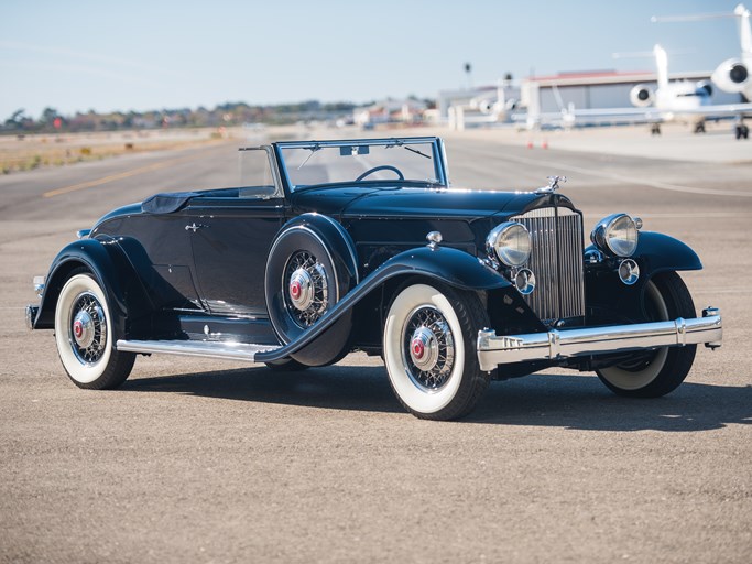 1932 Packard Twin Six Coupe Roadster