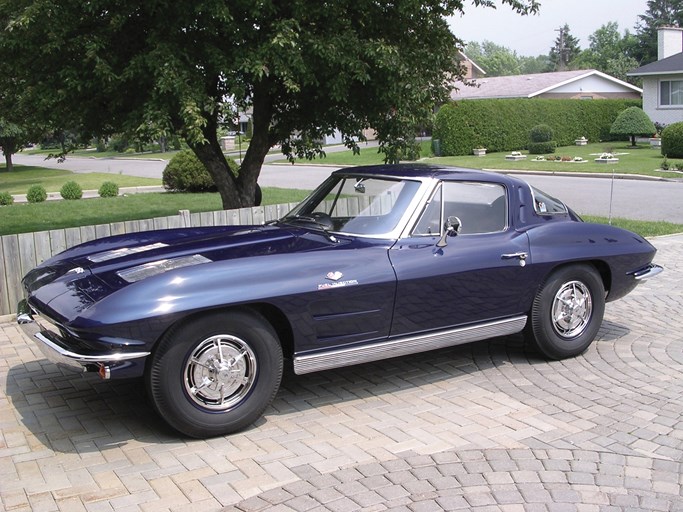 1963 Chevrolet Corvette Z06 Split-Window Coupe Recreation