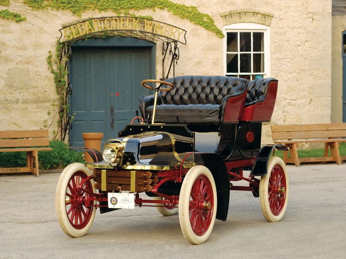 1903 Stearns Suburban Rear-Entry Tonneau