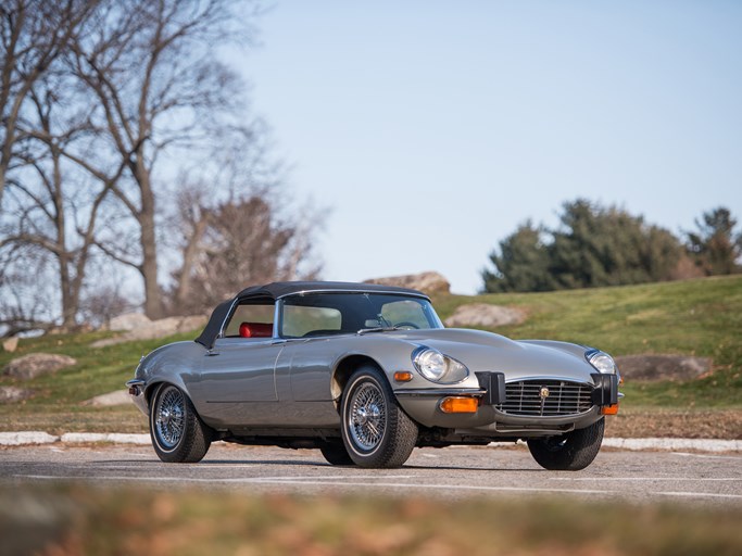 1974 Jaguar E-Type Series III V-12 Roadster