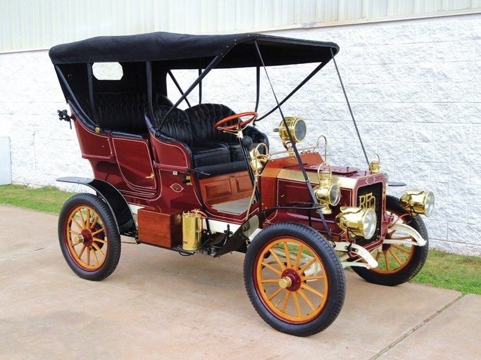 1905 REO Two-Cylinder Five-Passenger Detachable Tonneau