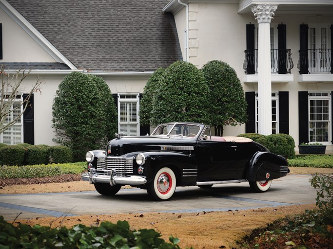 1941 Cadillac Series 62 Convertible Coupe