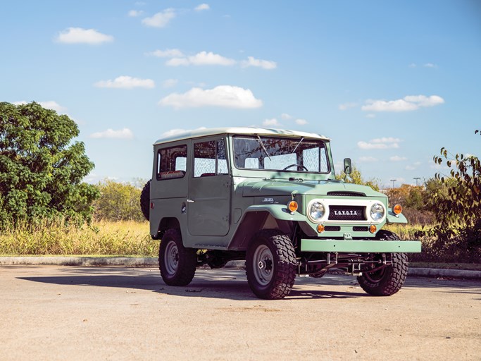 1967 Toyota FJ40 Land Cruiser