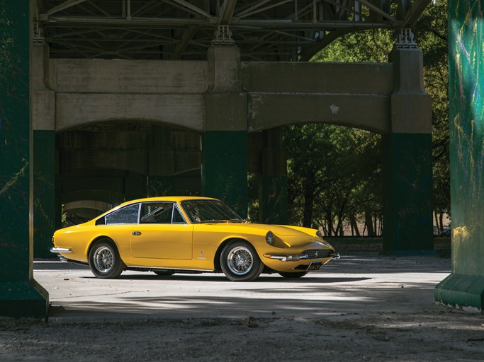 1968 Ferrari 365 GT 2+2 by Pininfarina