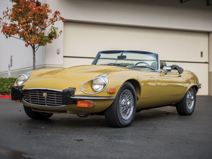 1974 Jaguar E-Type Series 3 V-12 Roadster