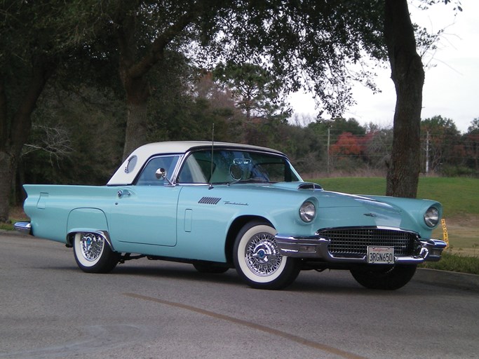 1957 Ford Thunderbird