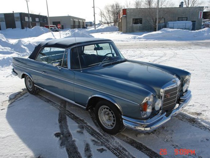 1966 Mercedes-Benz 250 SE Cabriolet