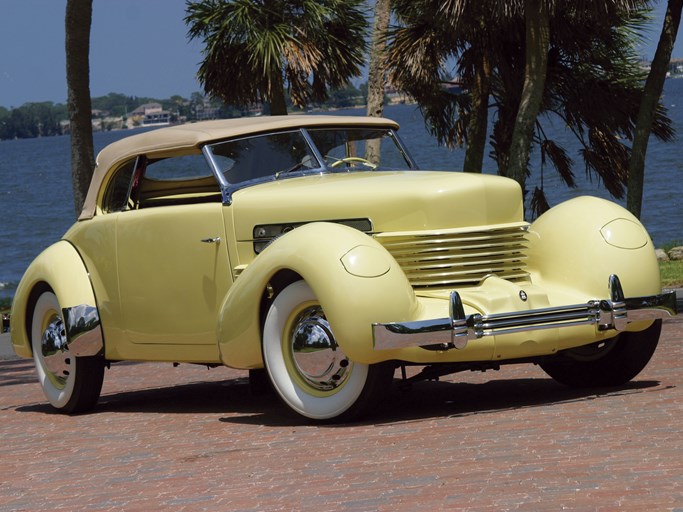 1936 Cord 810 Phaeton Sedan