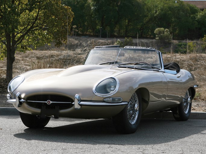 1966 Jaguar Series I E-Type Roadster