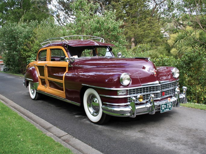 1947 Chrysler Town & Country Sedan 