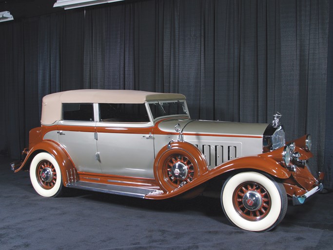 1932 Pierce-Arrow Model 54 Conv. Sedan