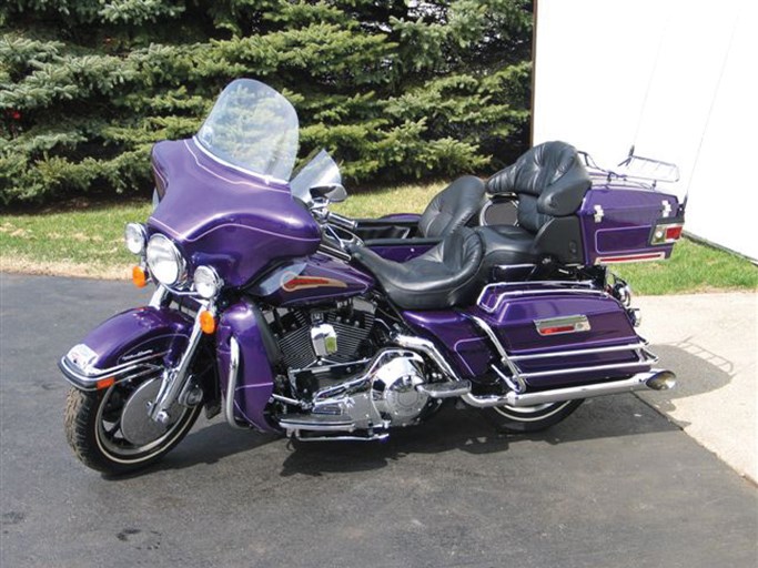 2000 Harley-Davidson Ultra Classic Motorcycle w/Side car