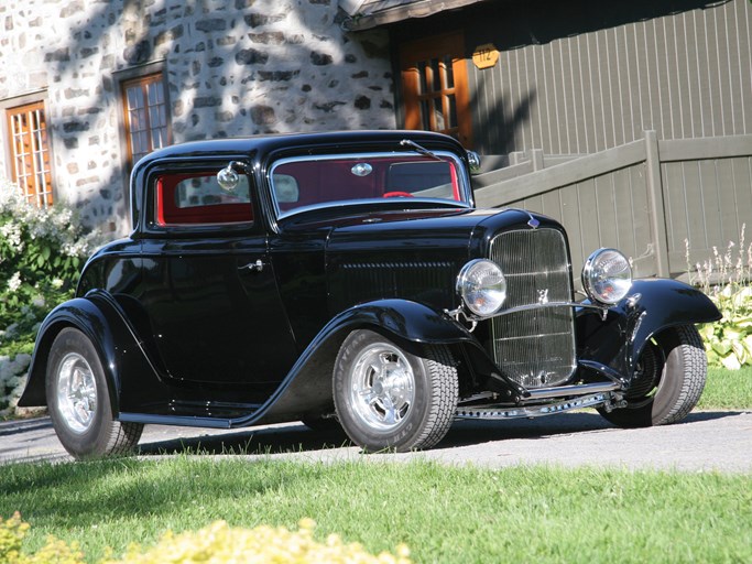 1932 Ford Three-Window Coupe Hot Rod