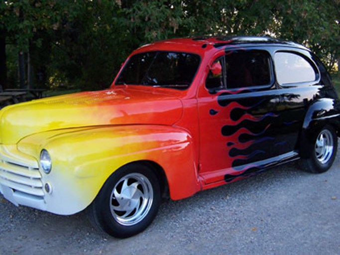 1947 Ford Coach 2D