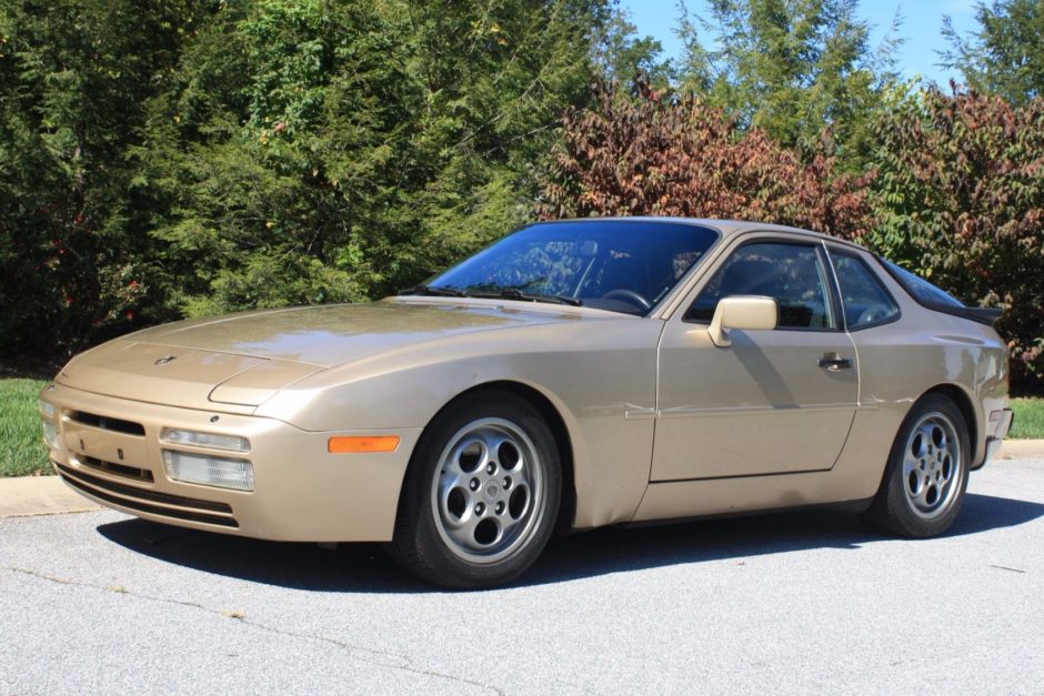 1987 Porsche 944 Turbo