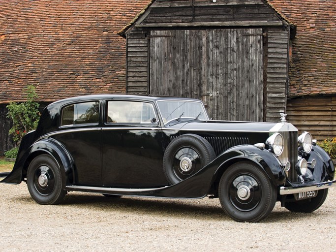 1938 Rolls-Royce Phantom III Saloon by H.J. Mulliner