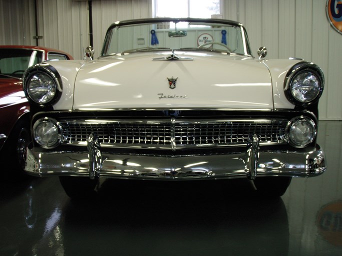 1955 Ford Sunliner Convertible