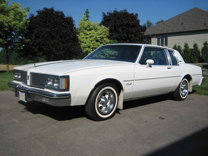 1982 Oldsmobile Delta 88 Royal Brougham