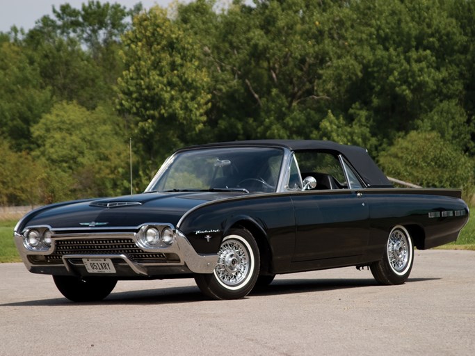 1962 Ford Thunderbird 